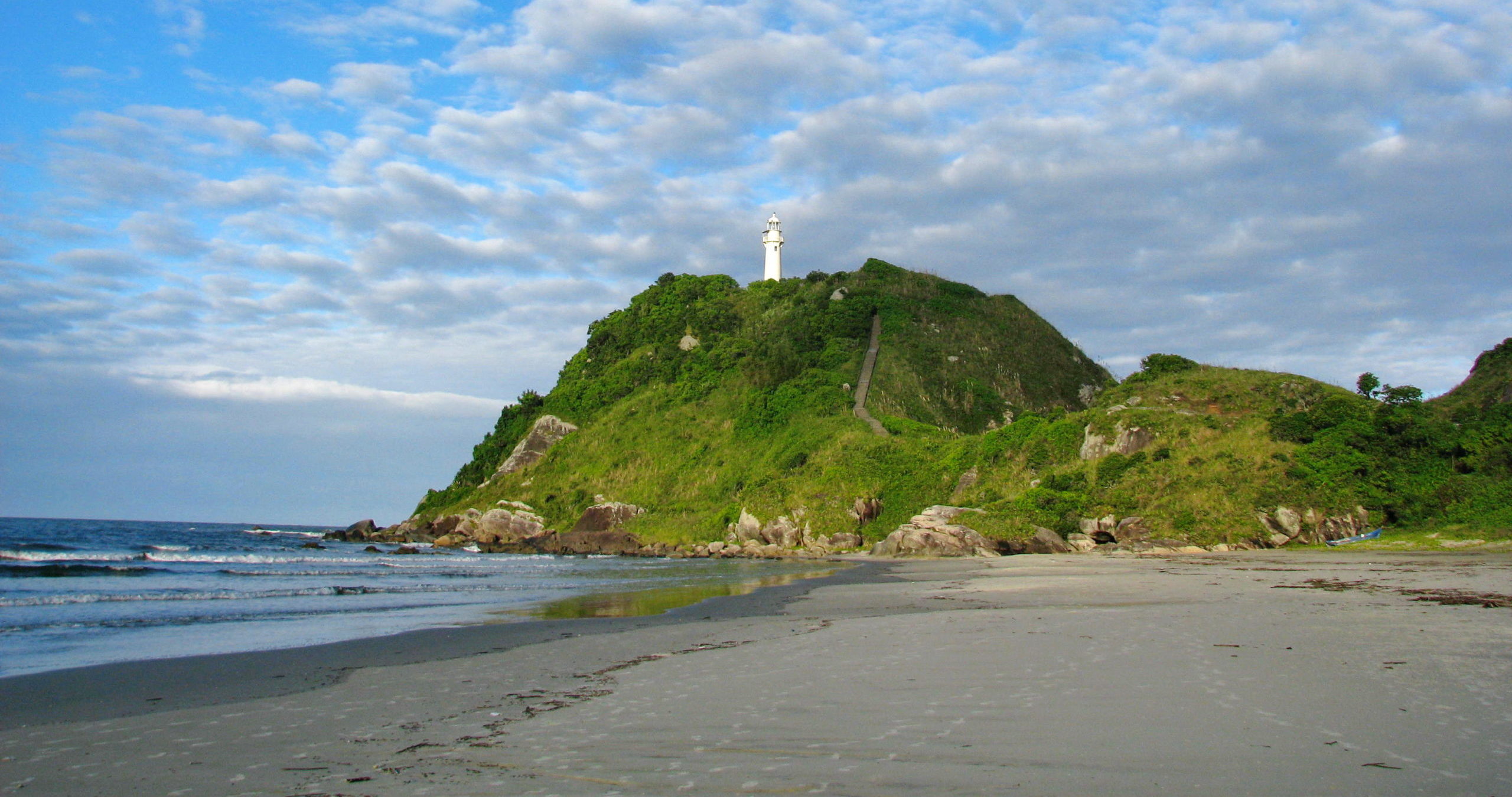 Wild-beach