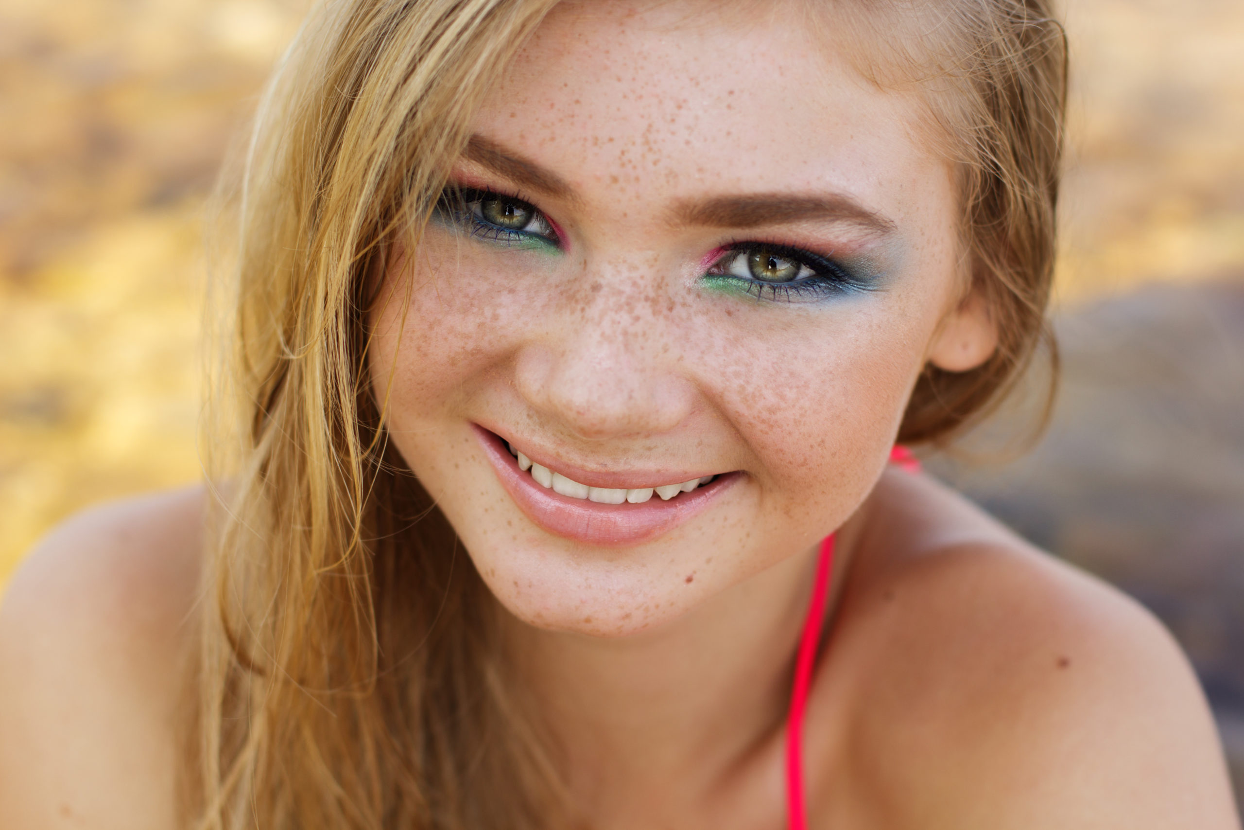smiling-teenager-girl