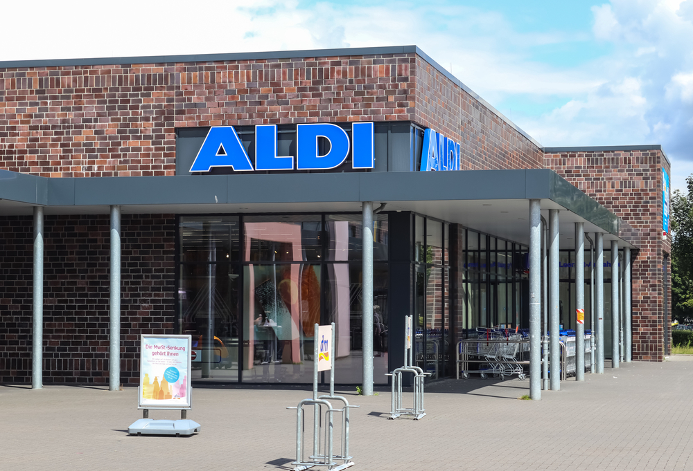 Дискаунтер Aldi меняет время работы
